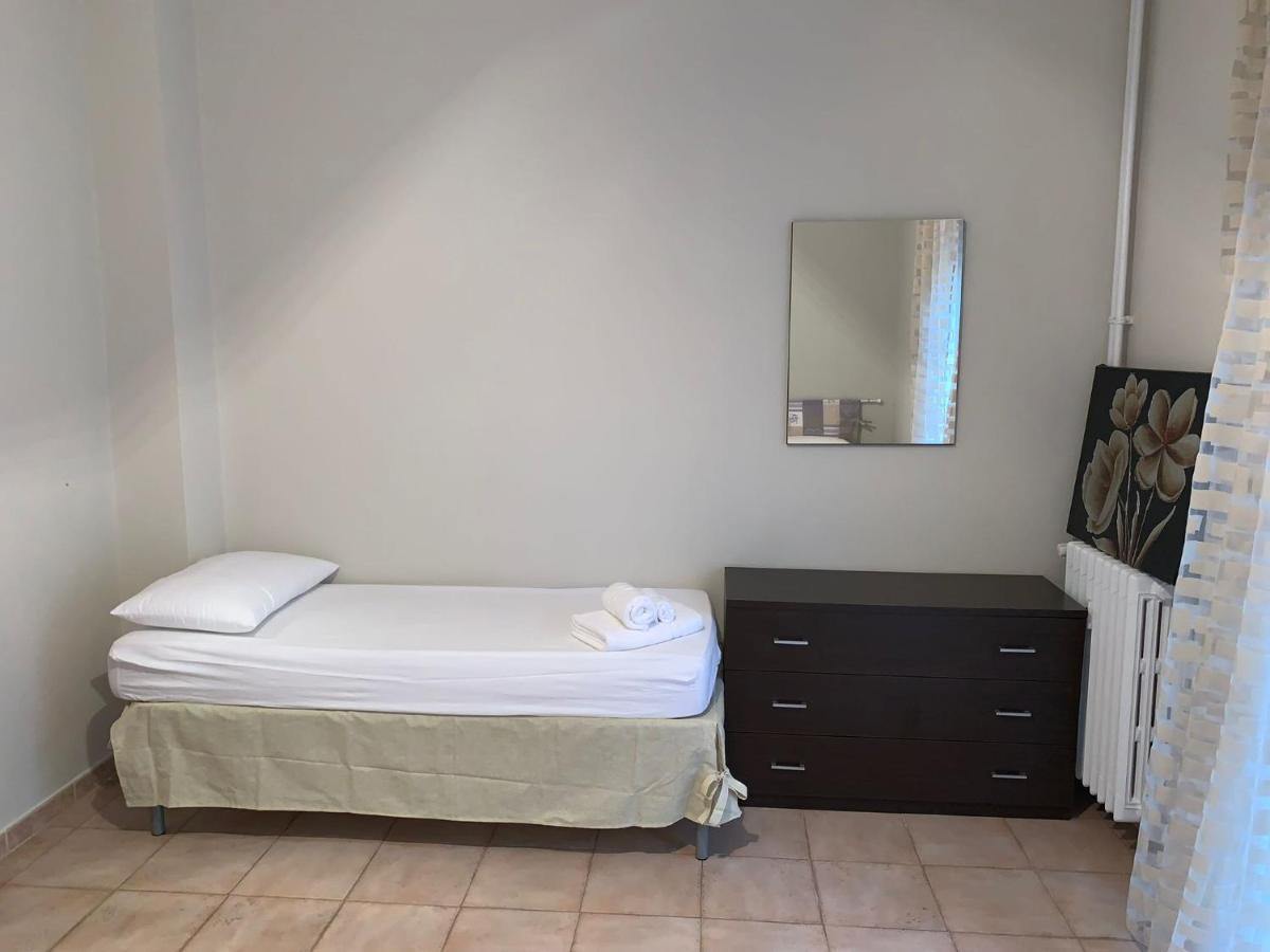 Beautiful Apartment A Due Passi Dal Centro Orbassano Exterior foto